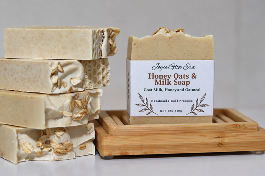 NEW SOAPS Creamy Oat Comfort 

Creamy • Gentle • Comforting